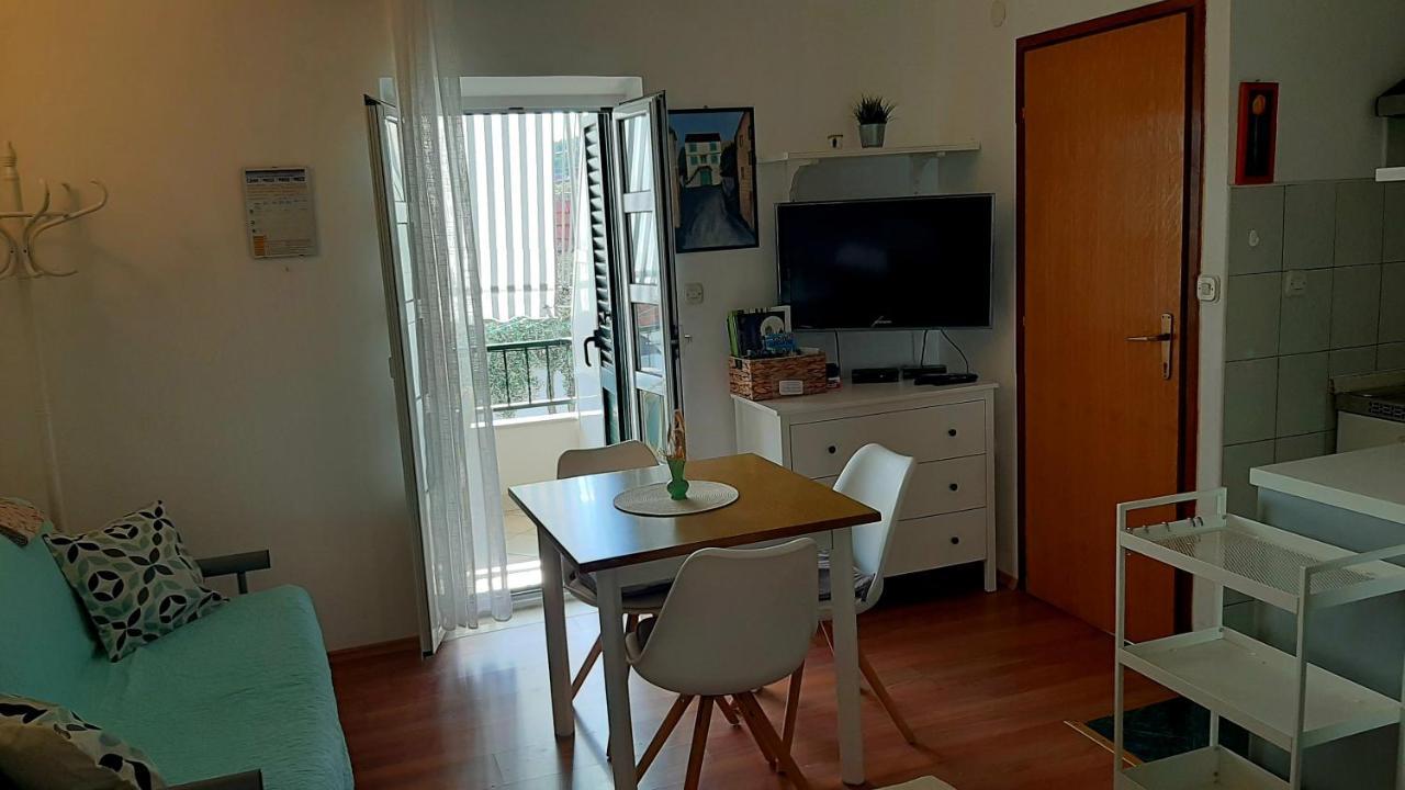 Viktorija Apartments Seget Vranjica Exteriör bild